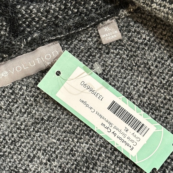 NWT Evolution Cyrus sleeveless long colorblock cardigan vest black and gray XL - Picture 10 of 12